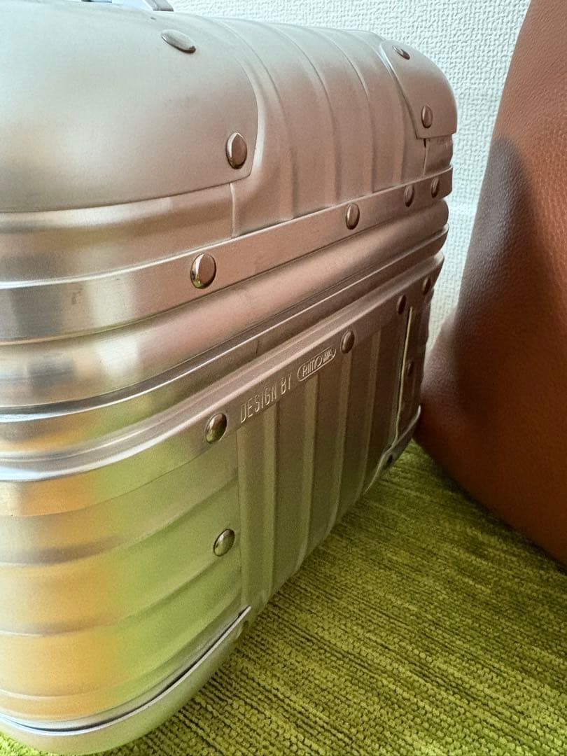 超希少！RIMOWA PORSCHE ビューティーケース　トラベル　　鍵2本付