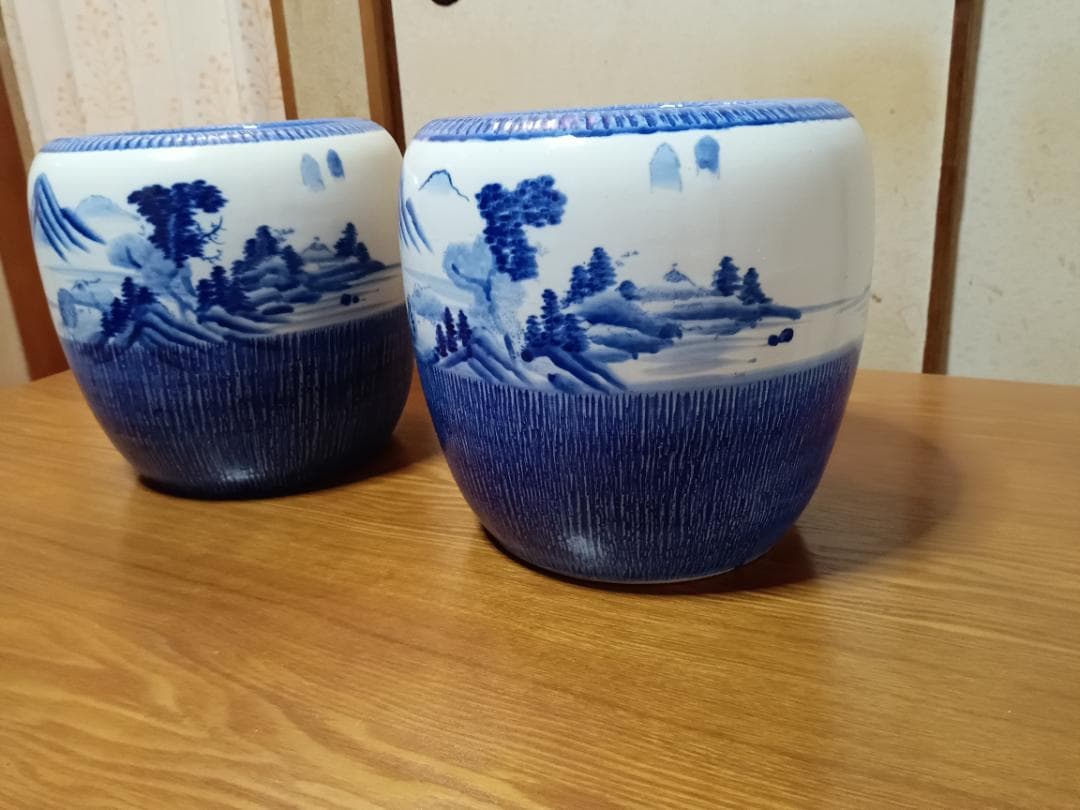 火鉢　大　２個セット　手あぶり火鉢　伊万里　有田　瀬戸　植木鉢　メダカ鉢　骨董