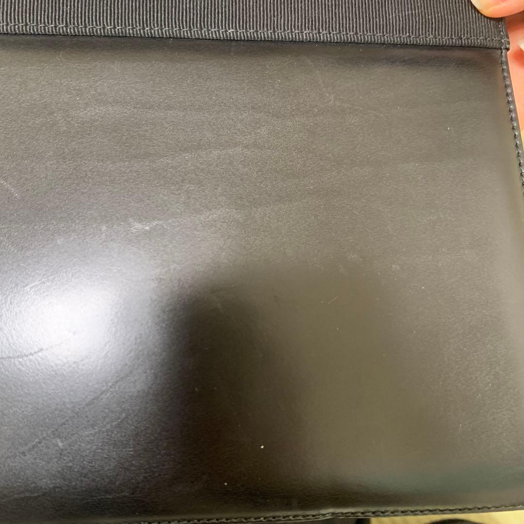 リボン付きブラックレザーハンドバッグ　フェラガモ