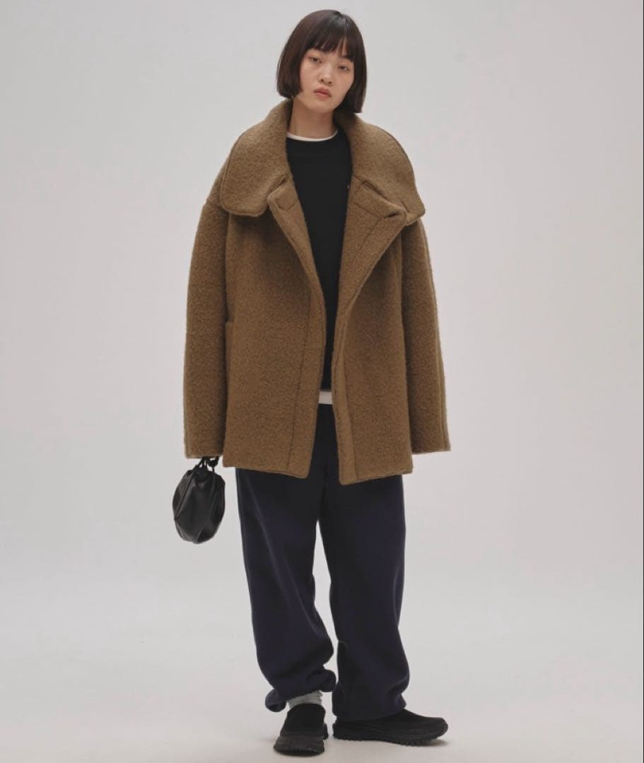 a出品です。24時間以内発送スタンドカラー　ブークレジャケット 36