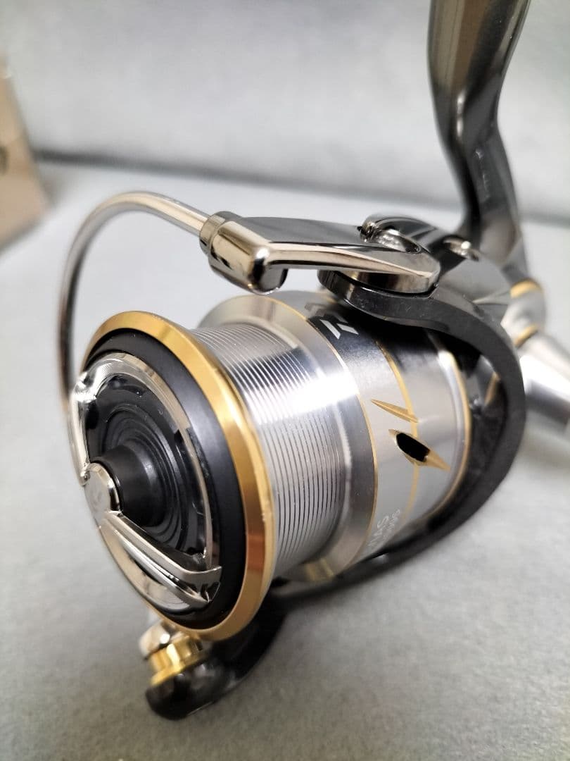 ダイワ 20ルビアスFC LT2000S スプール付き