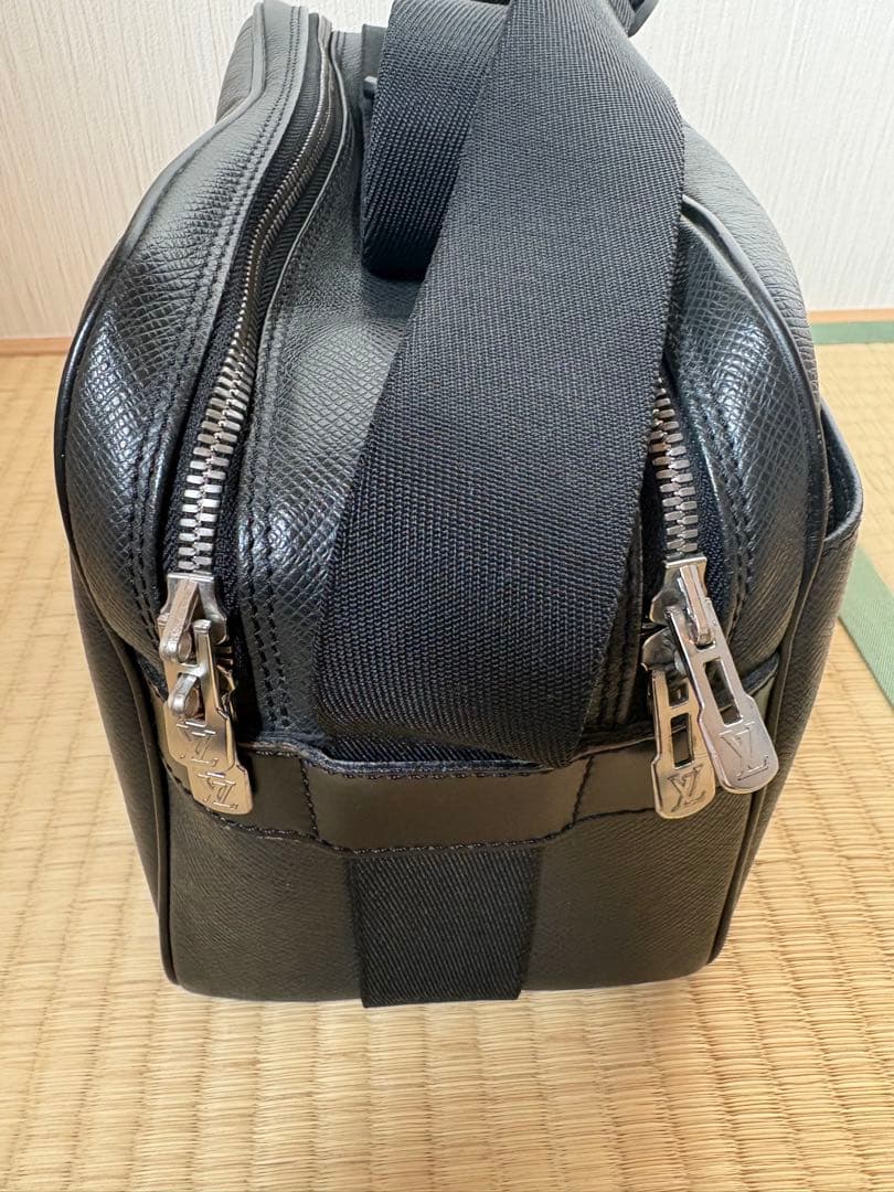 ルイヴィトン　ショルダー