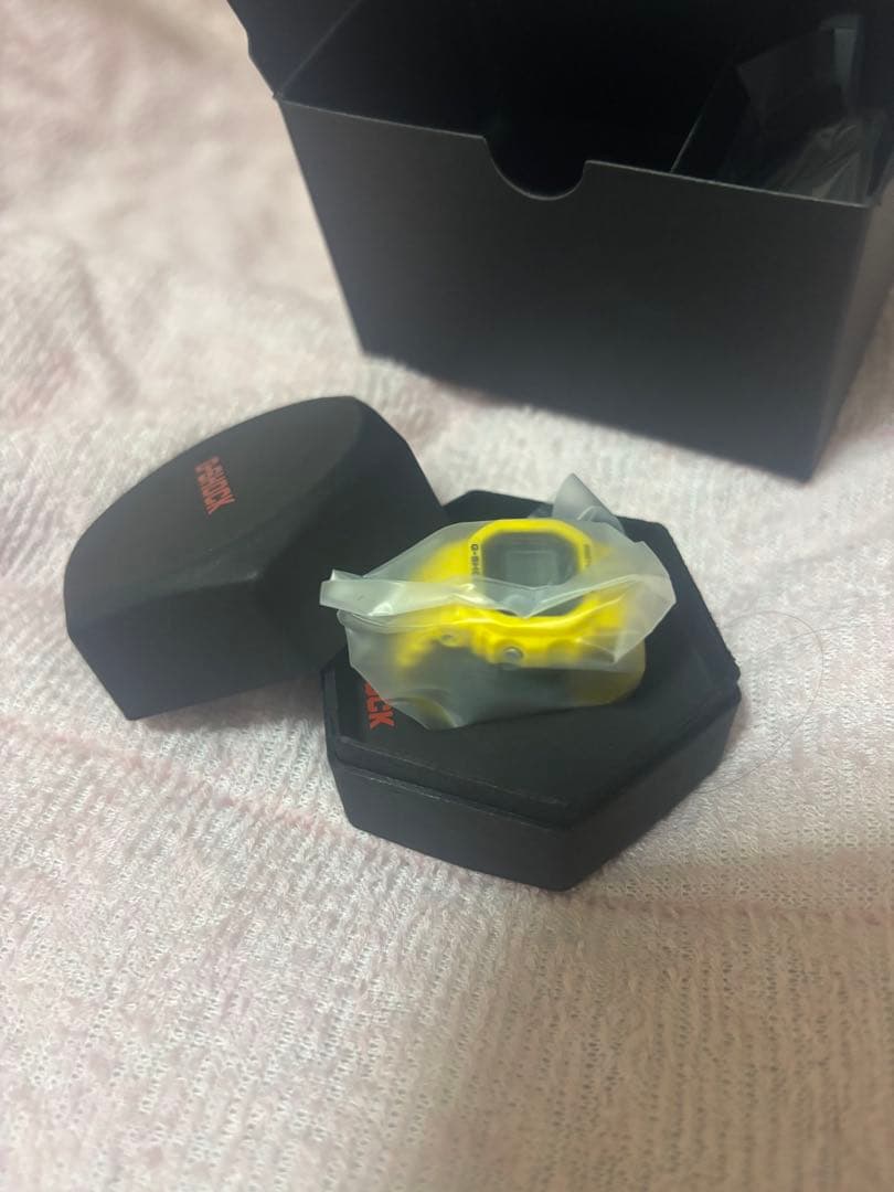 G-SHOCK nano DWN-5600-9JR イエロー リングウォッチ