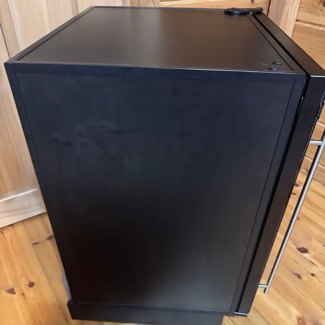 正規品　ユーロカーブ Compact 059V2 ワインセラー eurocave