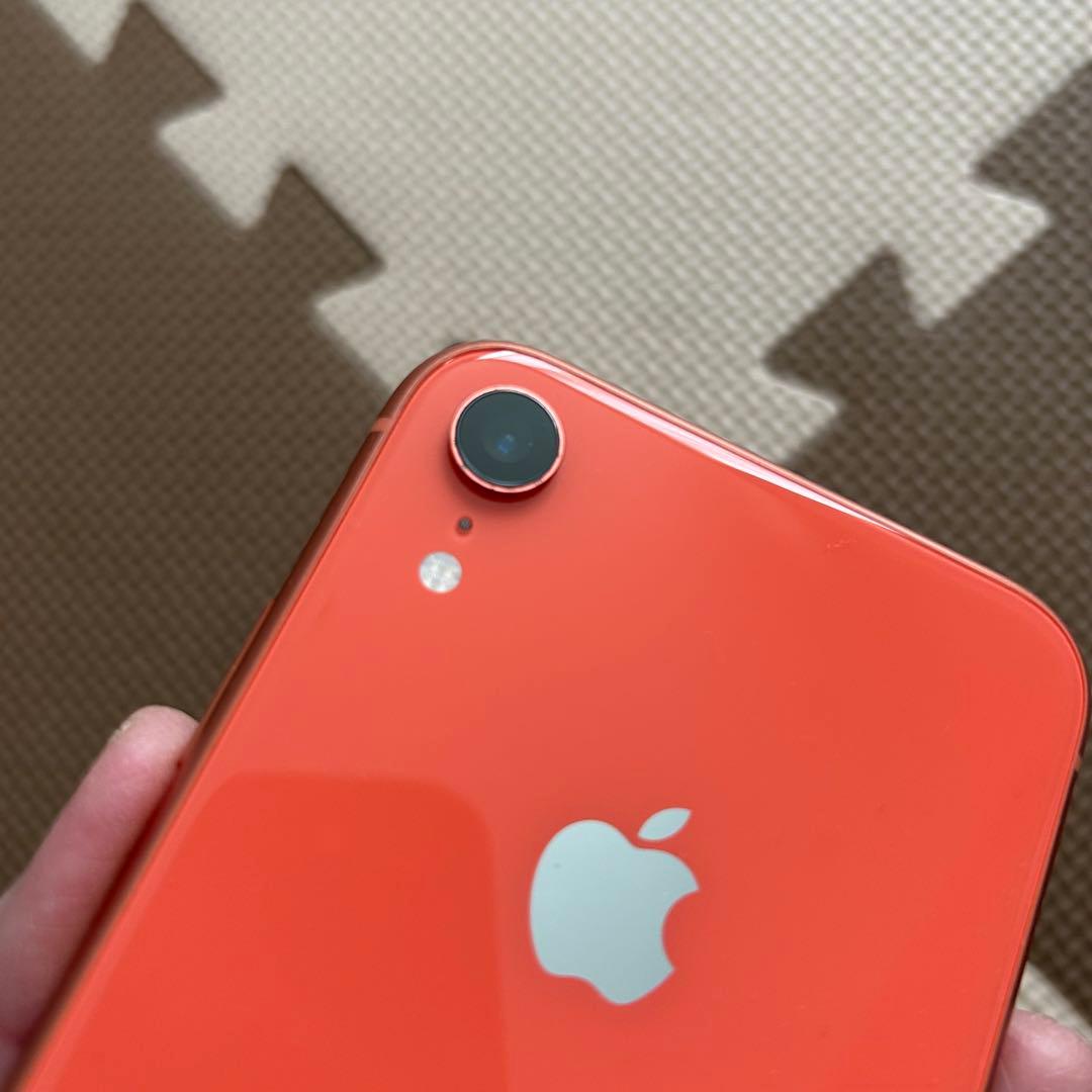 iPhone XR 本体　coral コーラル　128GB 箱付き　カメラ不良