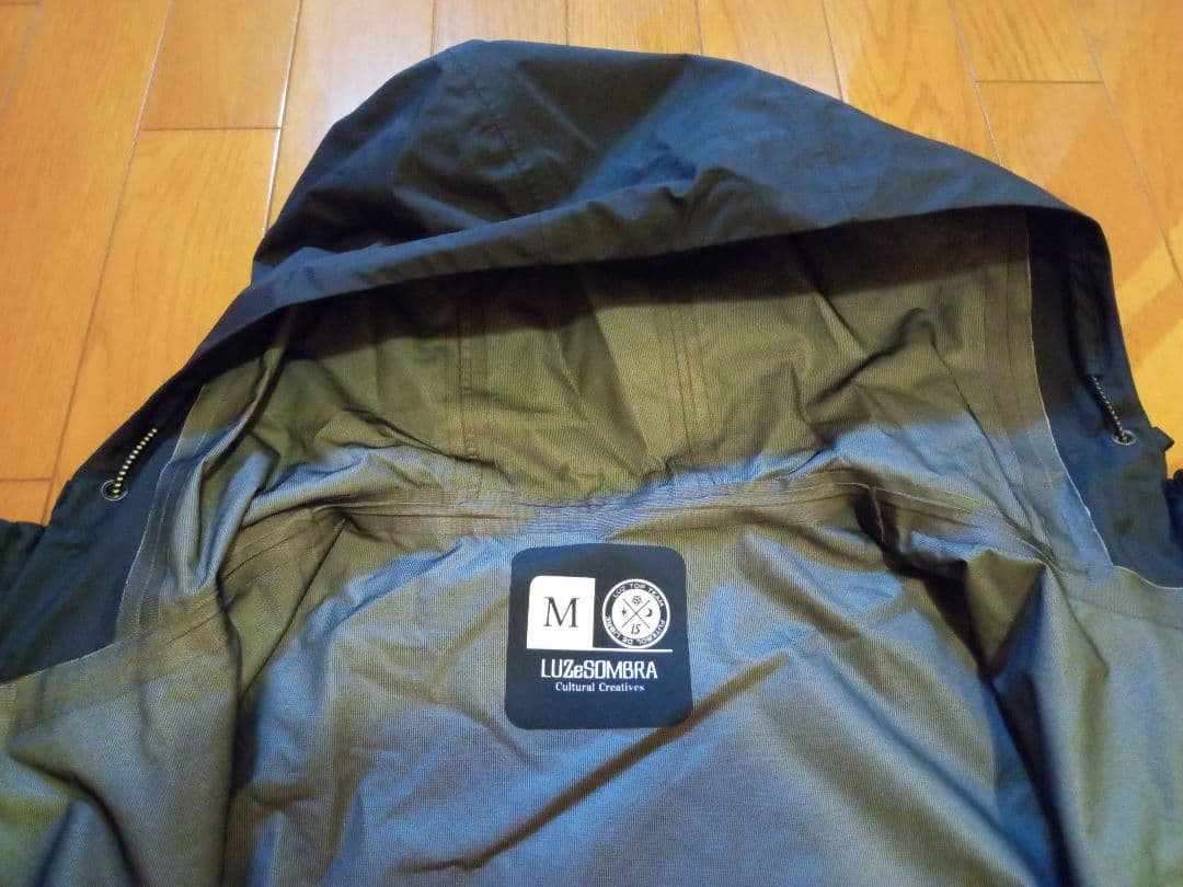 ルースイソンブラ　LTT　トップチーム　高機能ジャケット　メンズМ　黒　美品