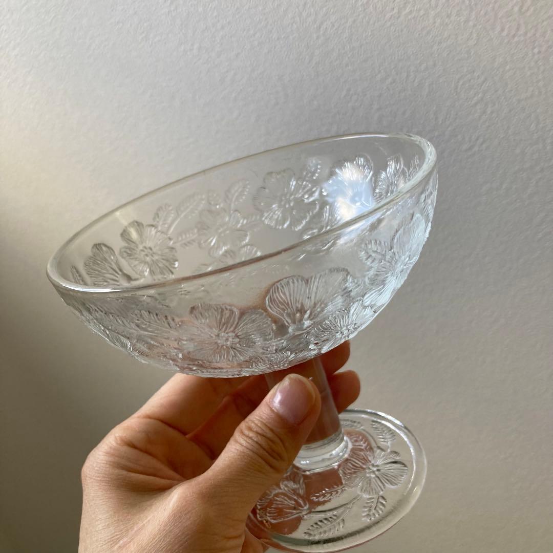 AZ174 ARABIA社 アラビアクリスタル　お花柄エンボスガラスのコンポート