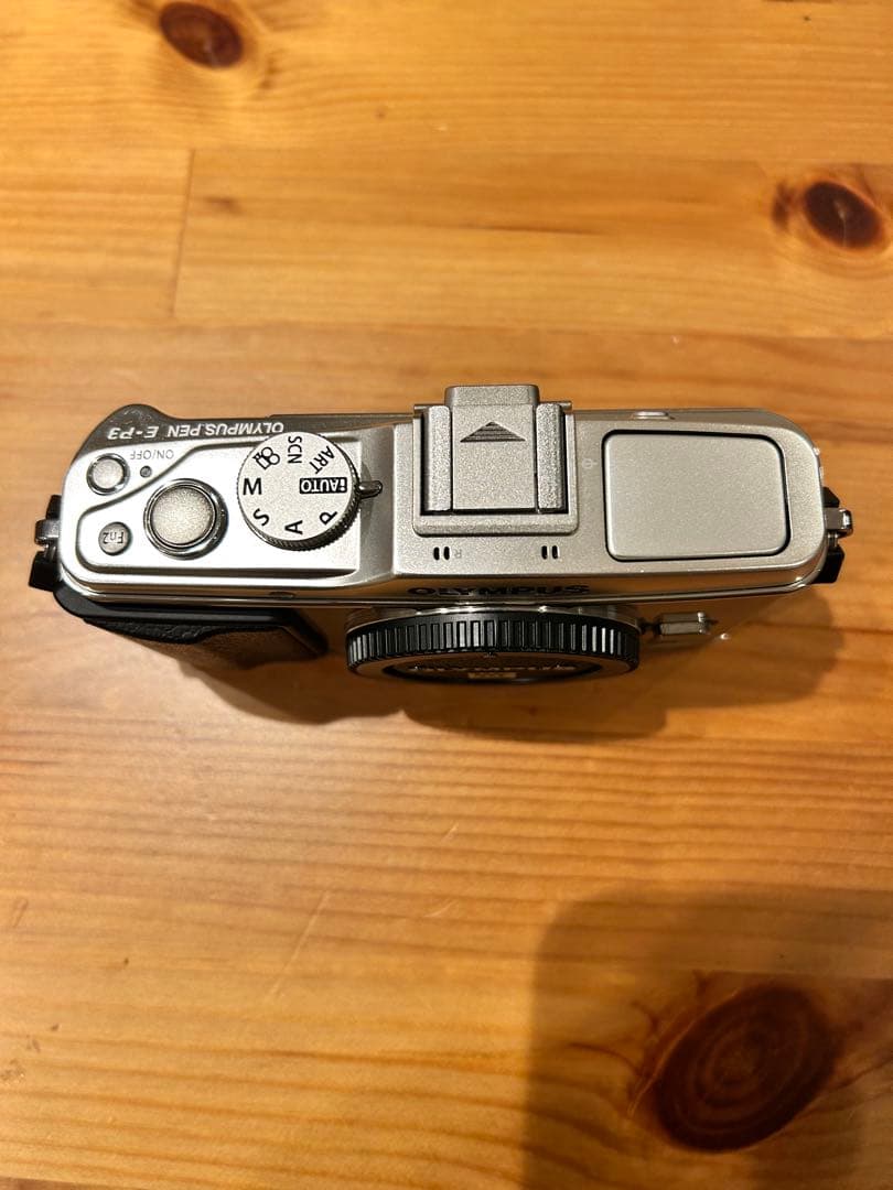 【美品】OLYMPUS オリンパス　ミラーレス一眼 E-P3 レンズキット