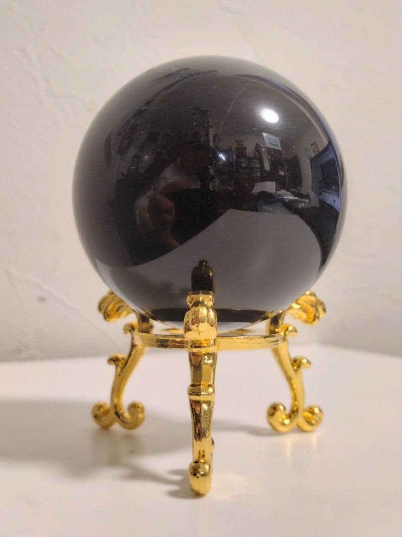 モリオン(黒水晶)丸玉52mm239g台座付き