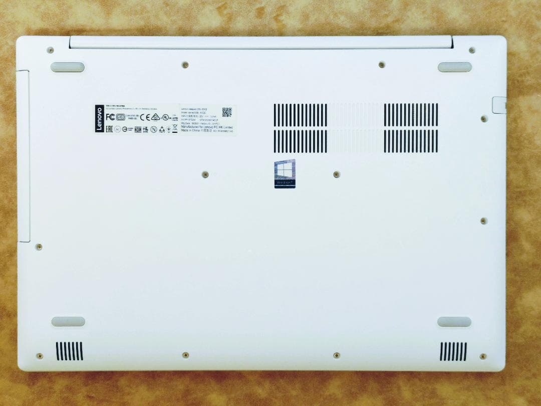 【美品】Lenovo IdeaPad 330 Core i7、メモリ20GB！