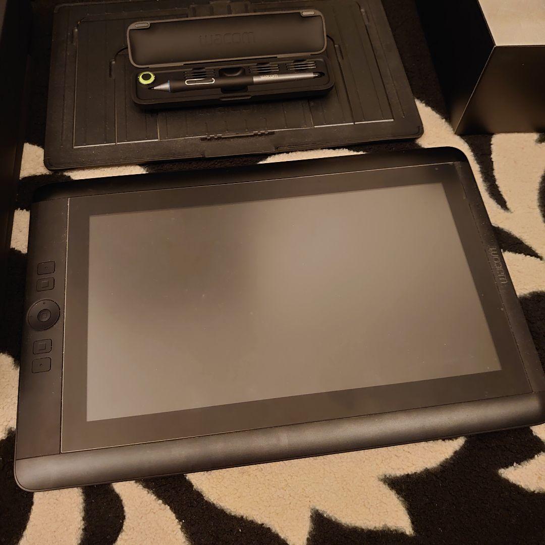 Wacom 液タブ Cintiq 13HD