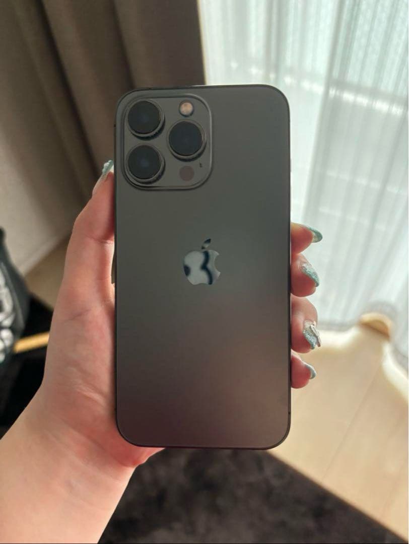 iPhone 13 Pro グラファイト
