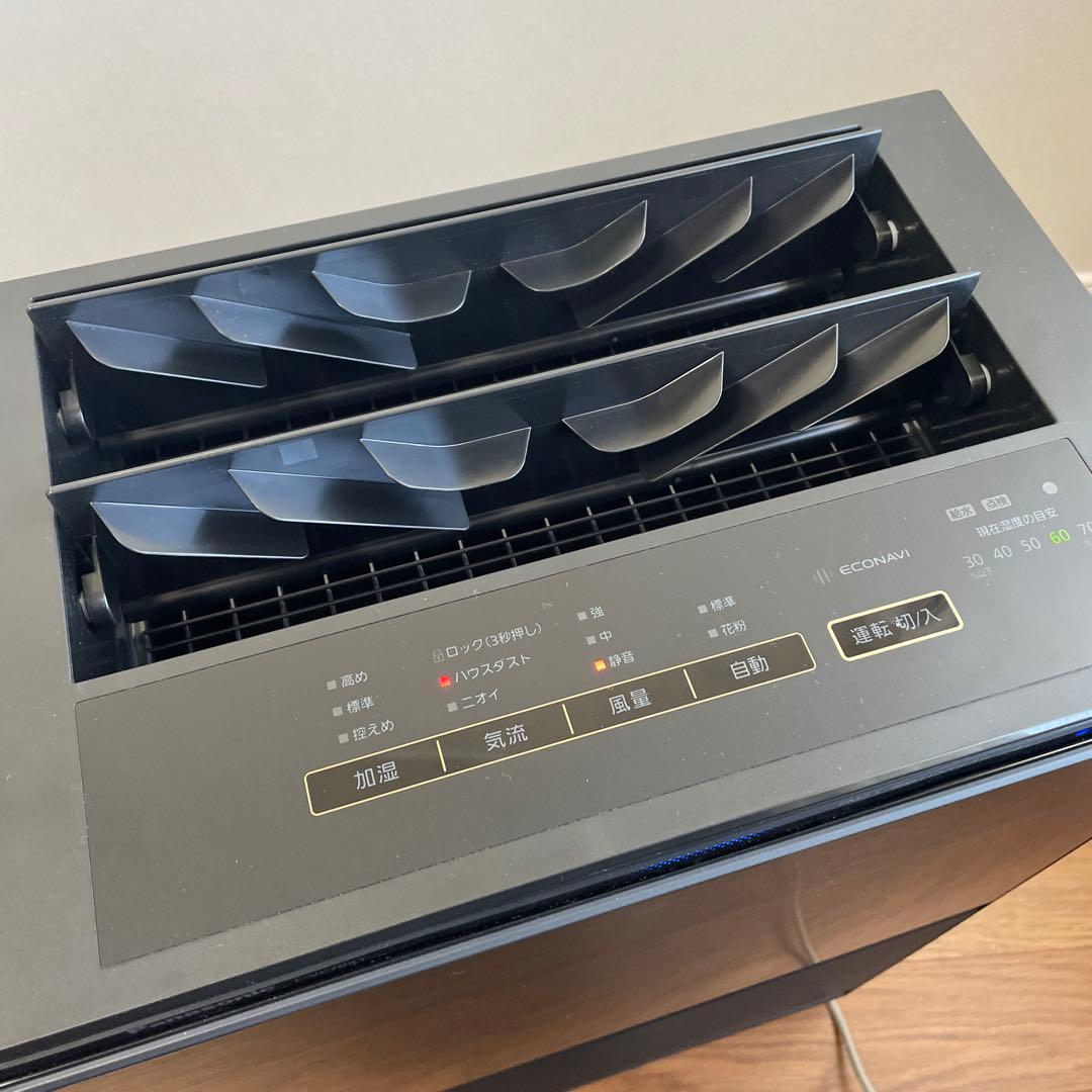 美品　パナソニック 加湿空気清浄機 ナノイーX搭載 ~31畳 F-VC70XT