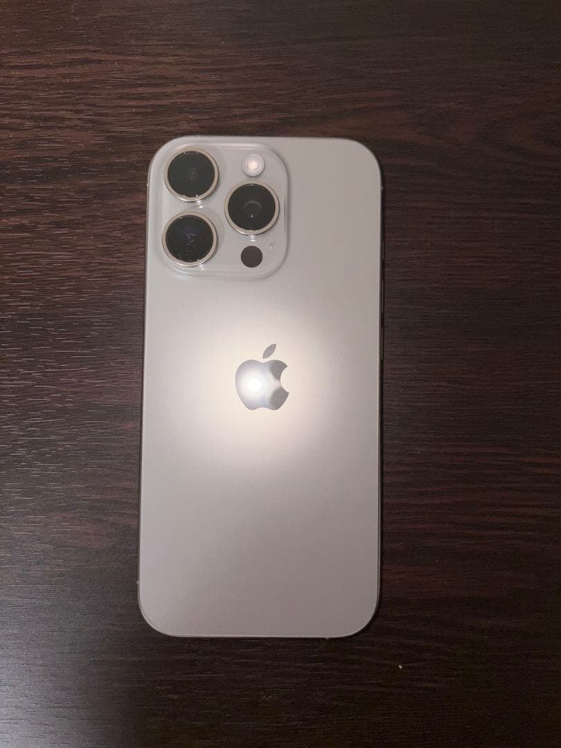 Apple iPhone 16Pro 本体