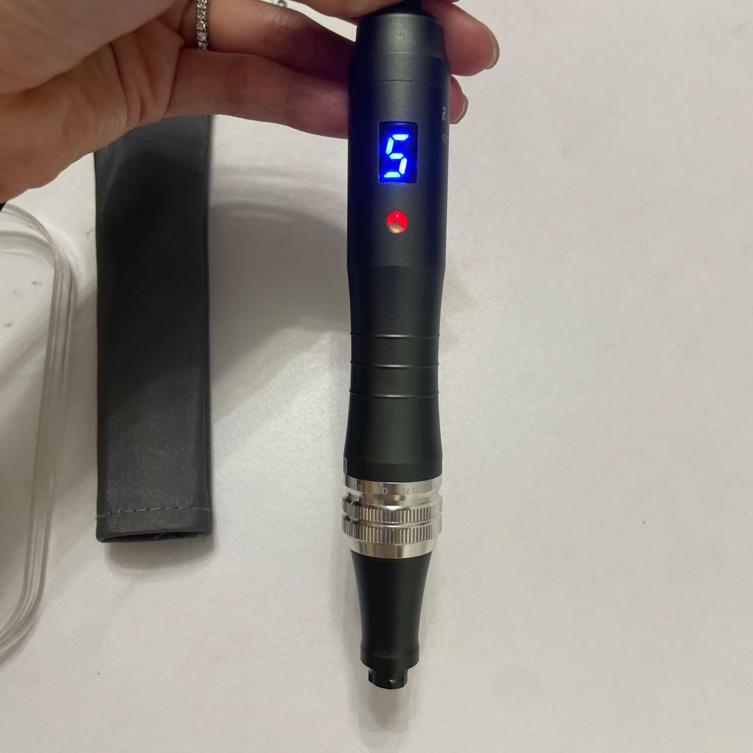 美品Dr.pen ULTIMA-M8 美顔器ダーマペン箱・付属品付き/動作確認済