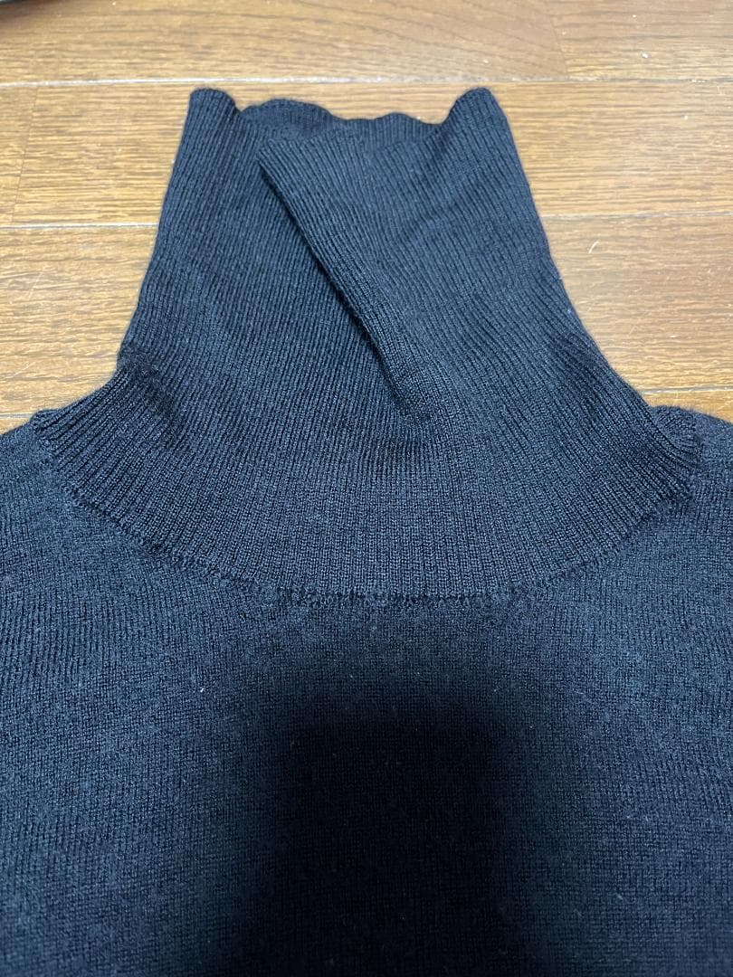 プ*店様 【美品・正規品・Mサイズ】STONE  タートルネック ウ