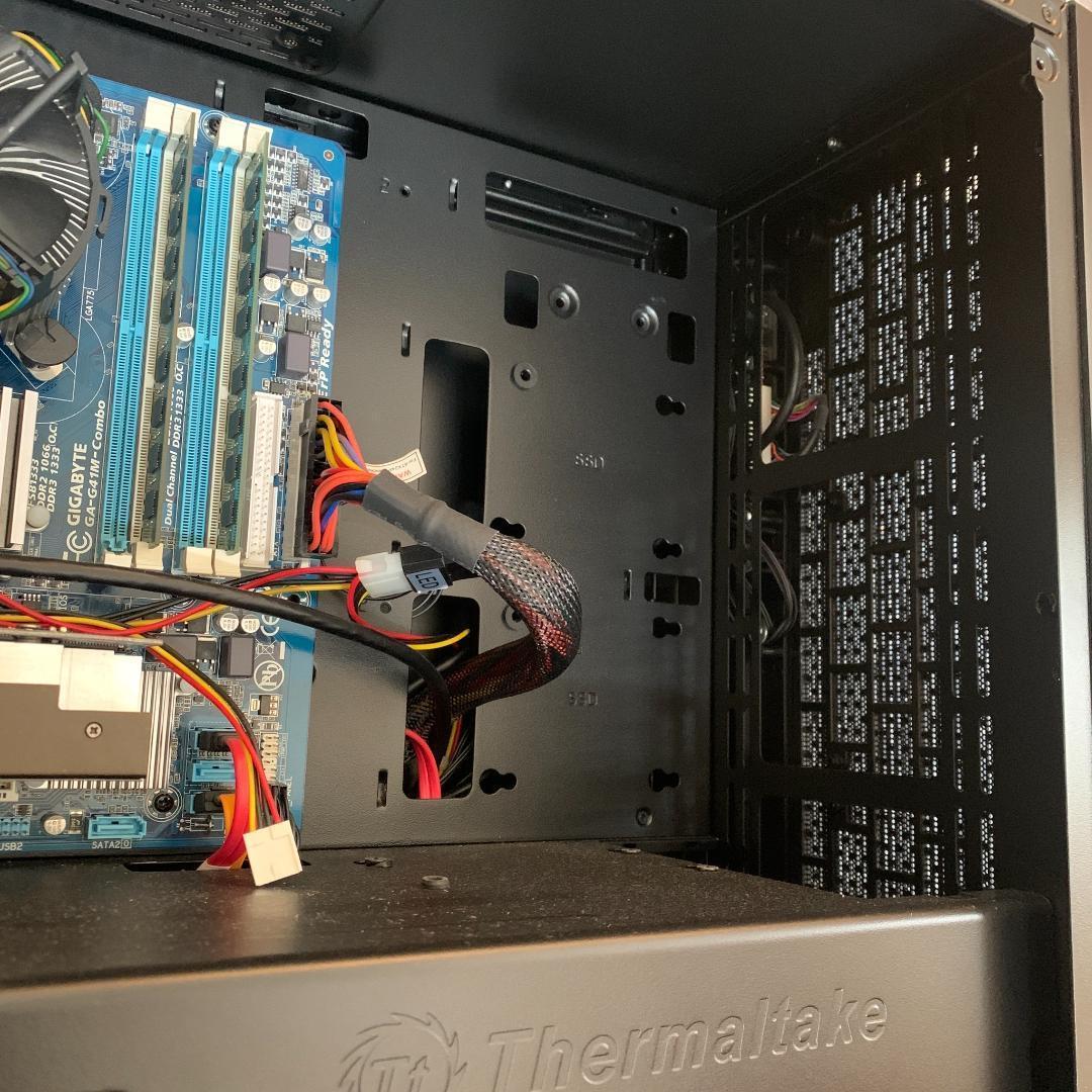 R001【美品】Thermaltake デスクトップ 自作 PC 本体 500W