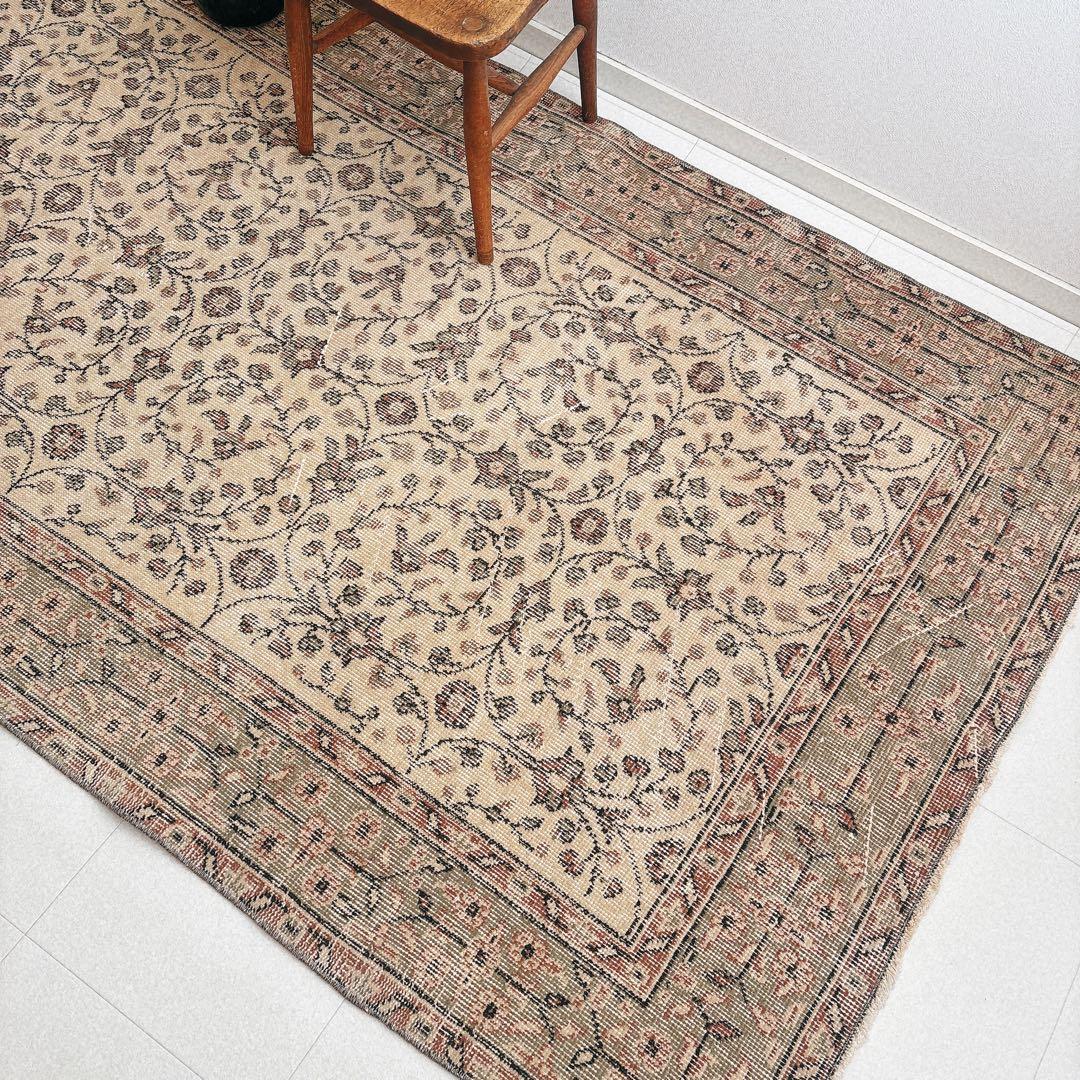 hyokoさま専用トルコ　ヴィンテージラグ　グリーン　ベージュ　フローラル