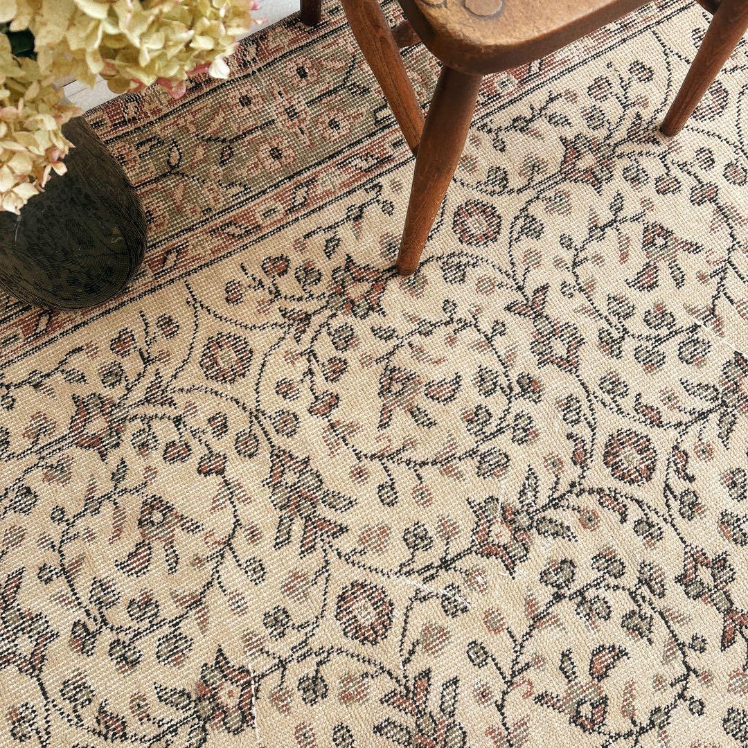 hyokoさま専用トルコ　ヴィンテージラグ　グリーン　ベージュ　フローラル