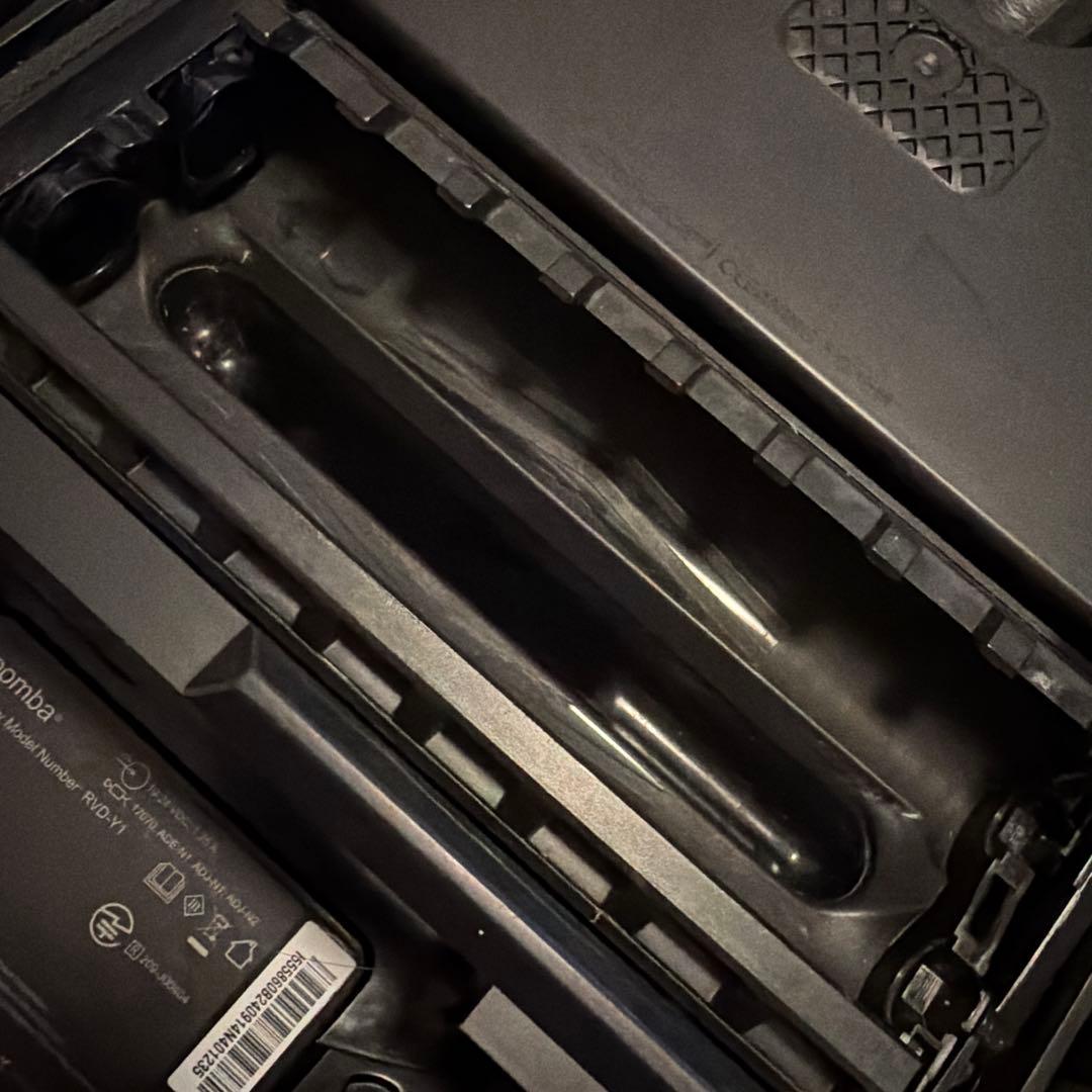 【2025年購入・消耗品新品】アイロボット ルンバ i5 豪華おまけ付