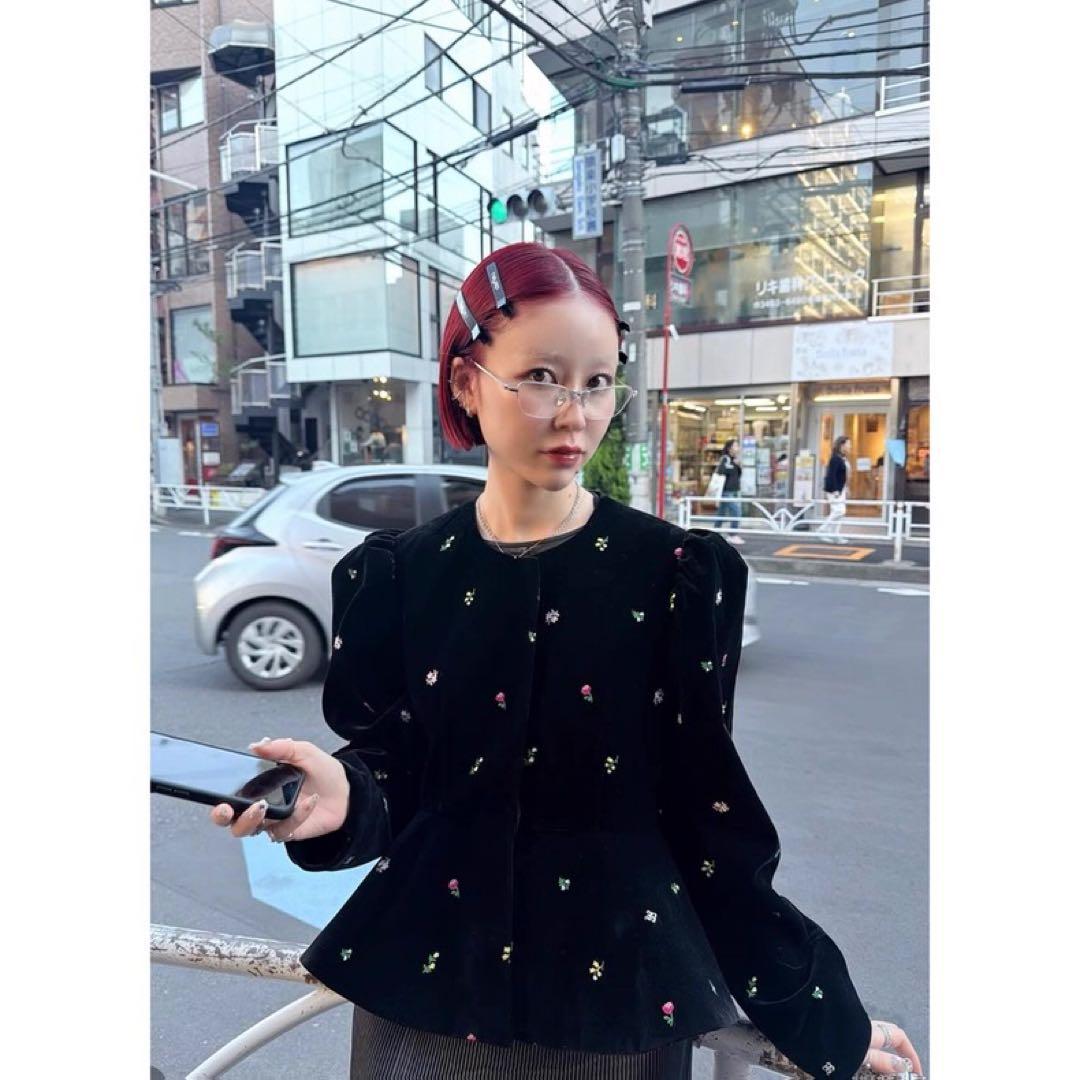 トップス B. STARRY PEPURAMU CARDIGAN bibiy