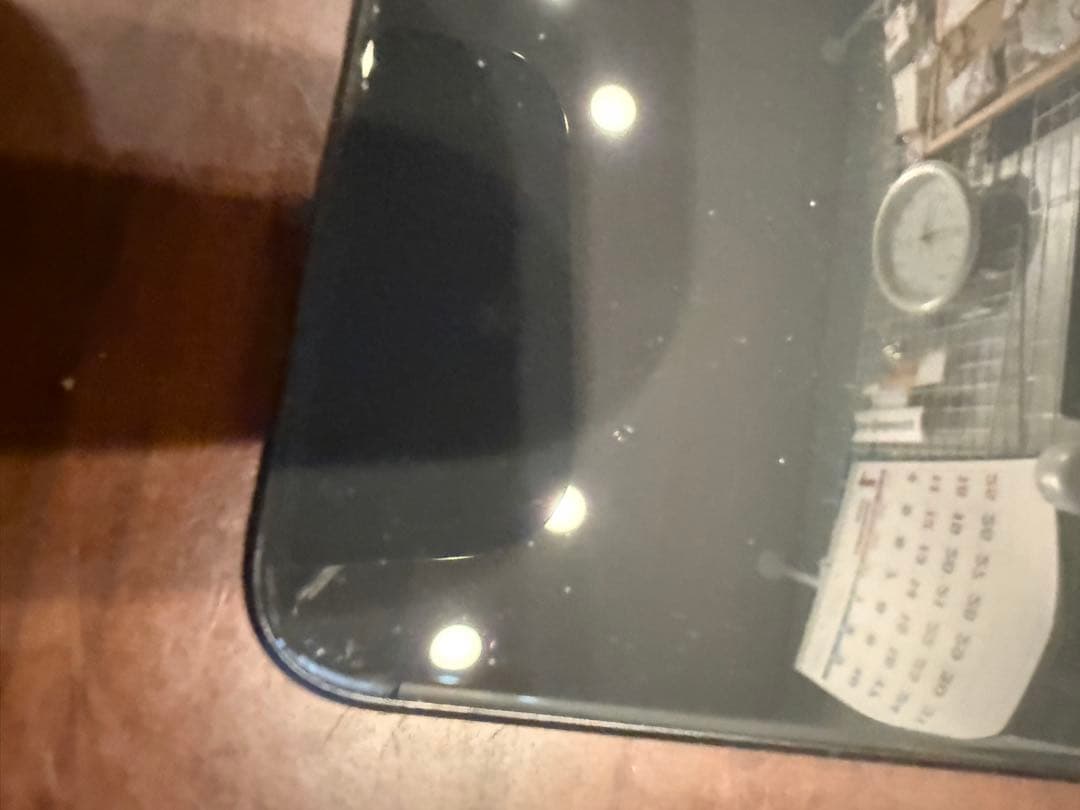 Apple iPhone SE (第2世代) 本体