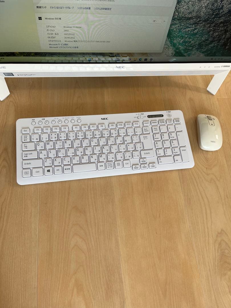 美品 NEC LAVIE Core i7 オールインワン PC-DA700KAW