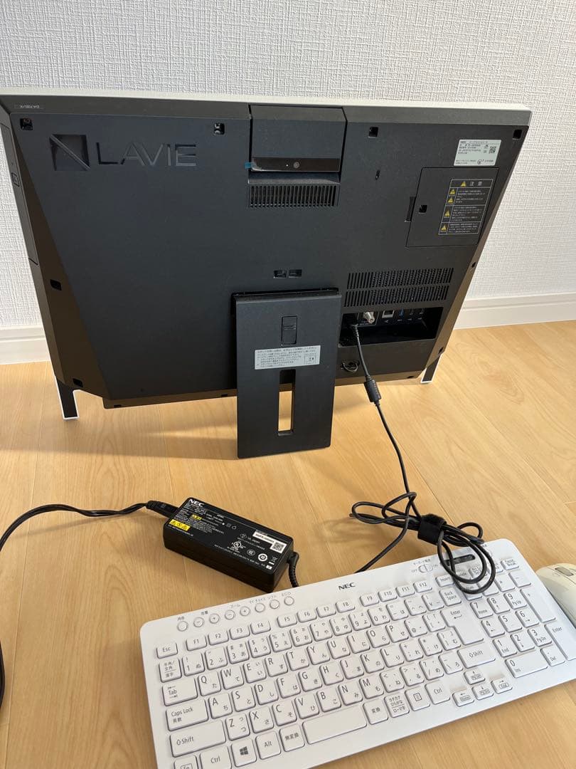 美品 NEC LAVIE Core i7 オールインワン PC-DA700KAW