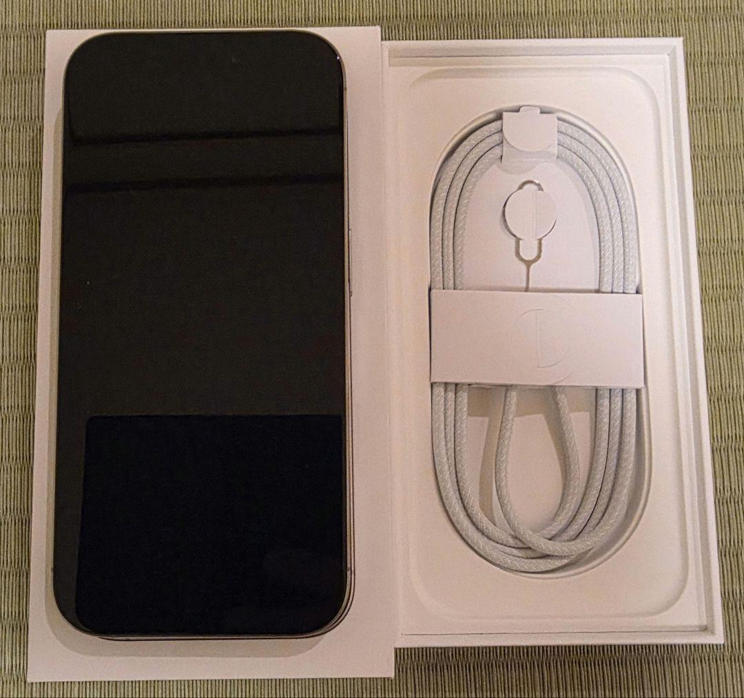 新品❗Apple iPhone 16Pro 256gb ナチュラルチタニウム
