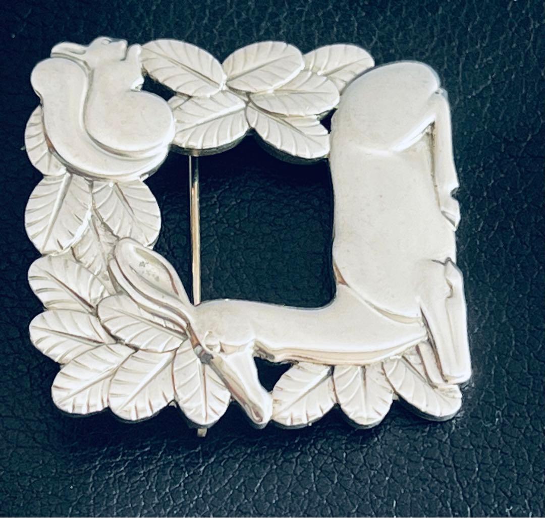   ジョージジェンセンブローチ 鹿 とリス 318