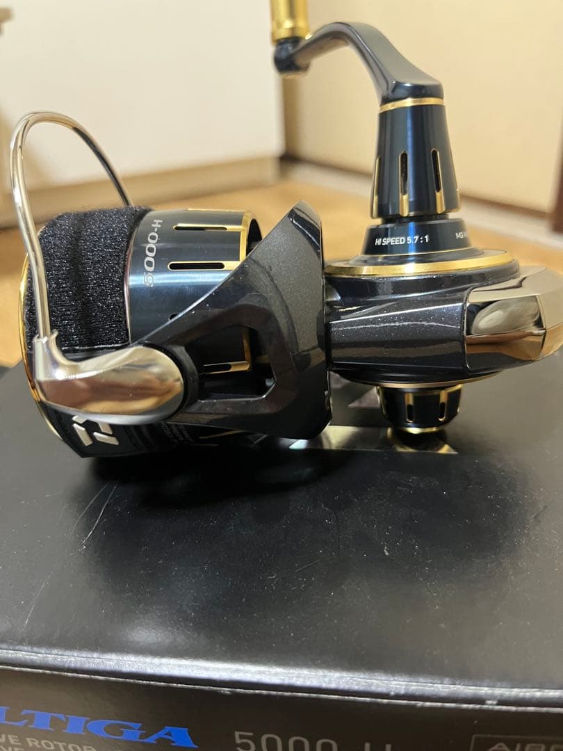 ダイワ SALTIGA 5000-H + PE varivas 2.0 300m