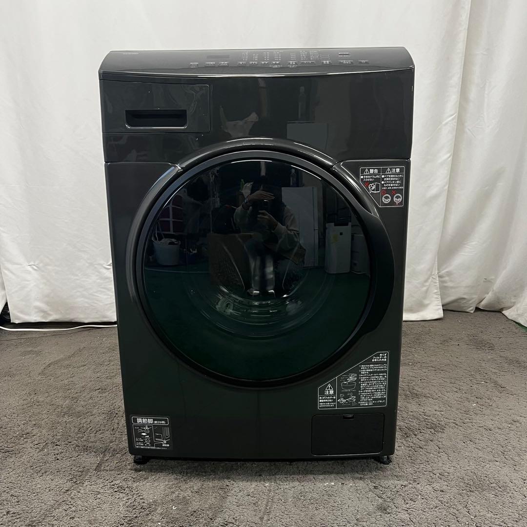4⭕️ドラム式洗濯機　23年　乾燥　8キロ　黒　綺麗　安い　アイリス　設置無料