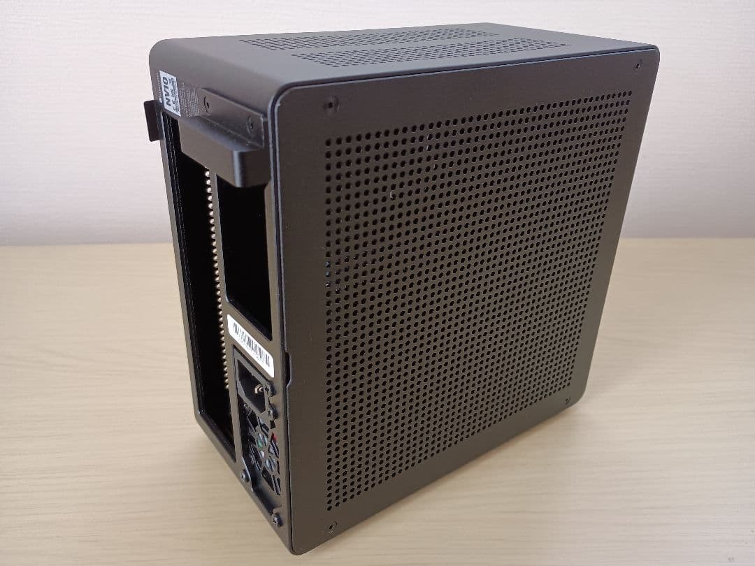 jonsbo nv10 ケースと電源とCPUクーラーセット