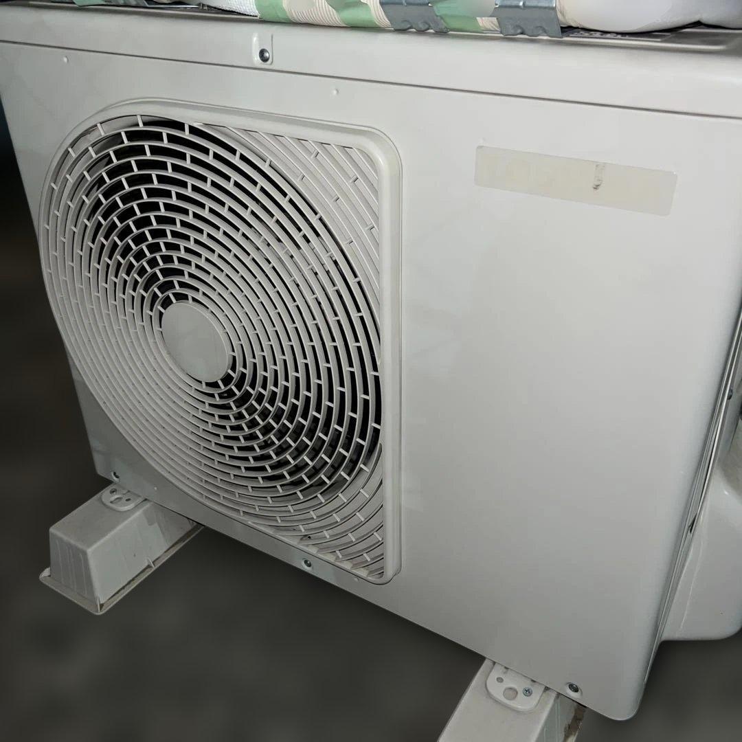 ⭐︎大人気モデル/エアコン/TOSHIBA冷房6〜8畳/送料無料！美品/2.2kw