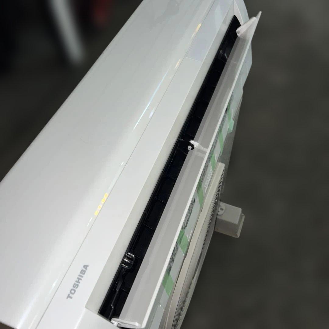⭐︎大人気モデル/エアコン/TOSHIBA冷房6〜8畳/送料無料！美品/2.2kw