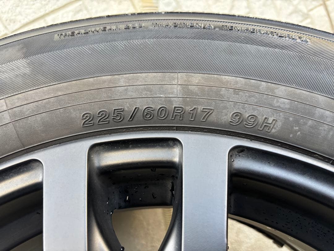 【24時間限定値下げ】17ブラックホイール＆225/60R17タイヤ4本セット