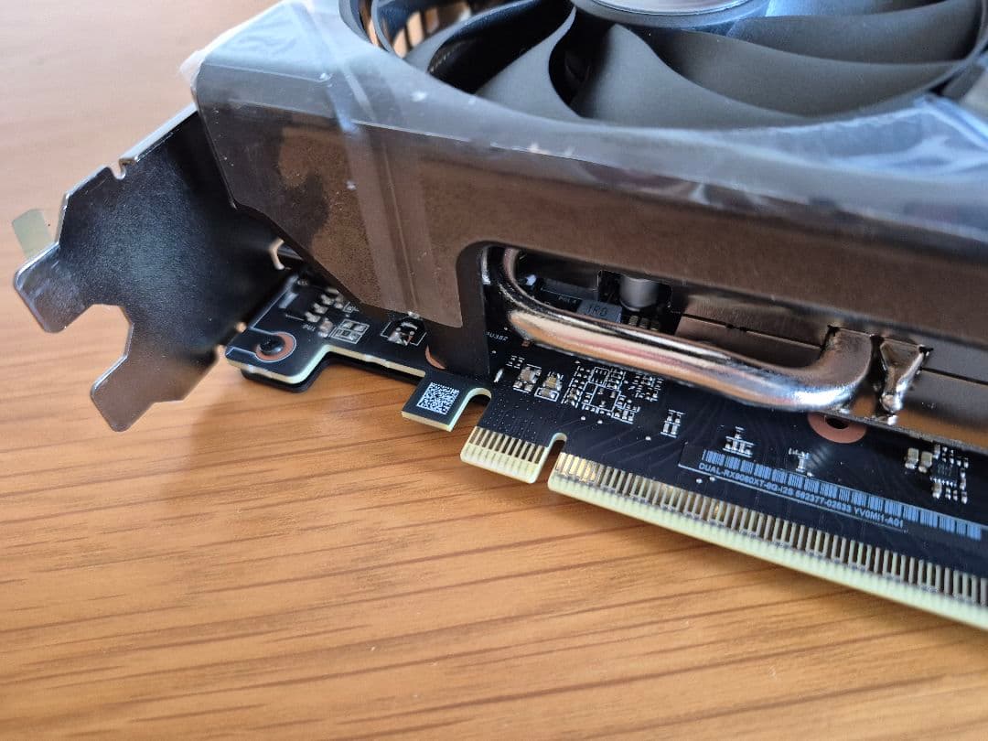 美品 ASUS Dual Radeon RX 9060 XT 8GB