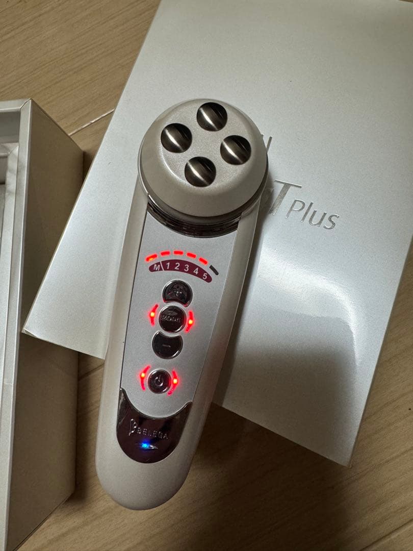 ベレガ セルキュア 美顔器 Cellcure 4T Plus 付属品すべてあり