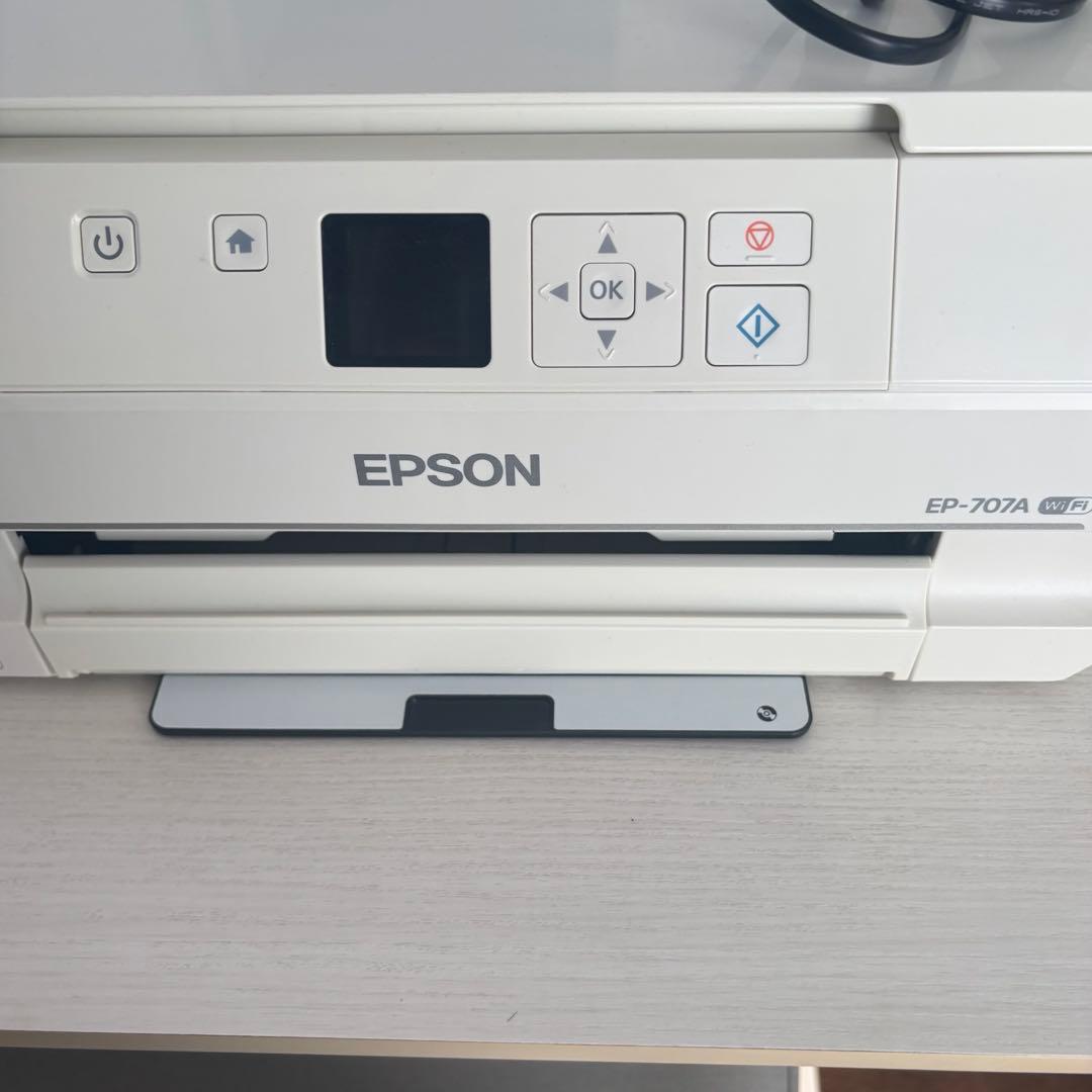 EPSONインクジェットプリンター カラリオ EP-707A インク有り
