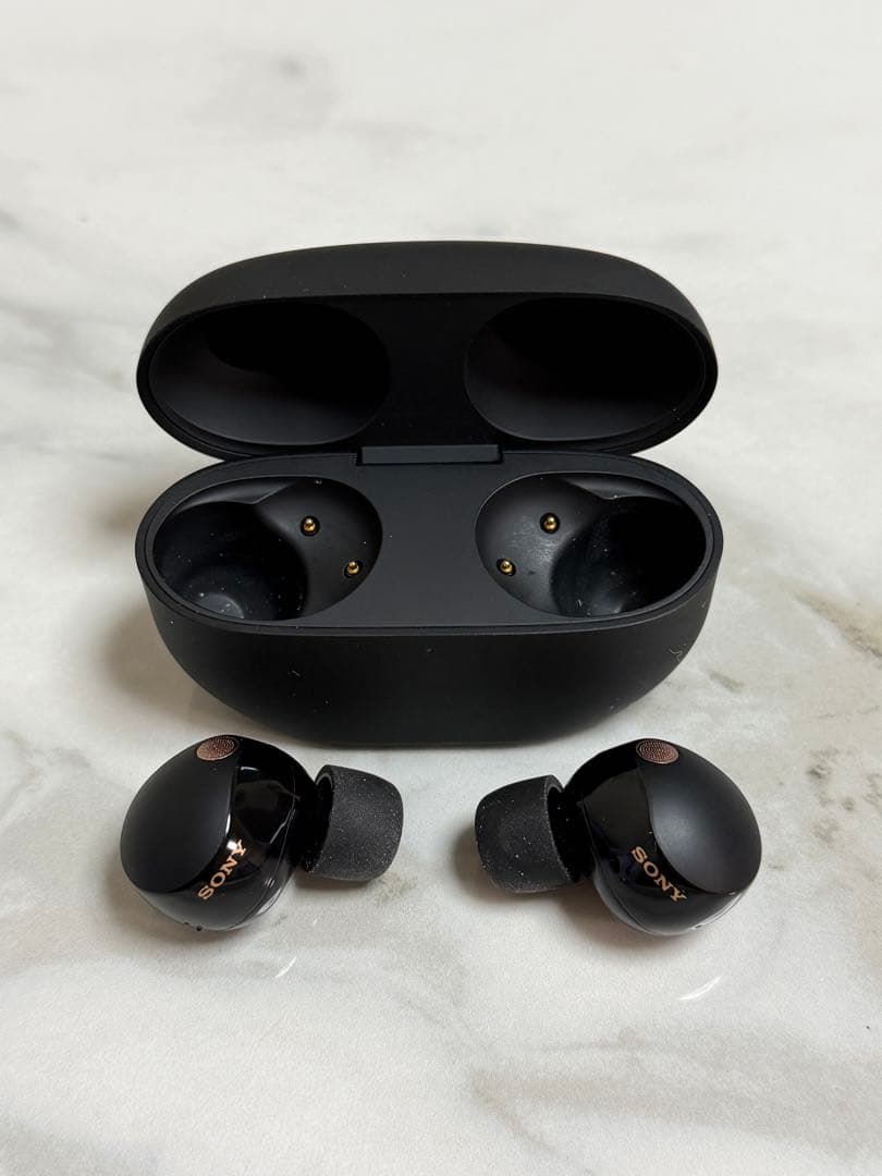 SONY イヤホン WF-1000XM5 ブラック＋シリコンケース