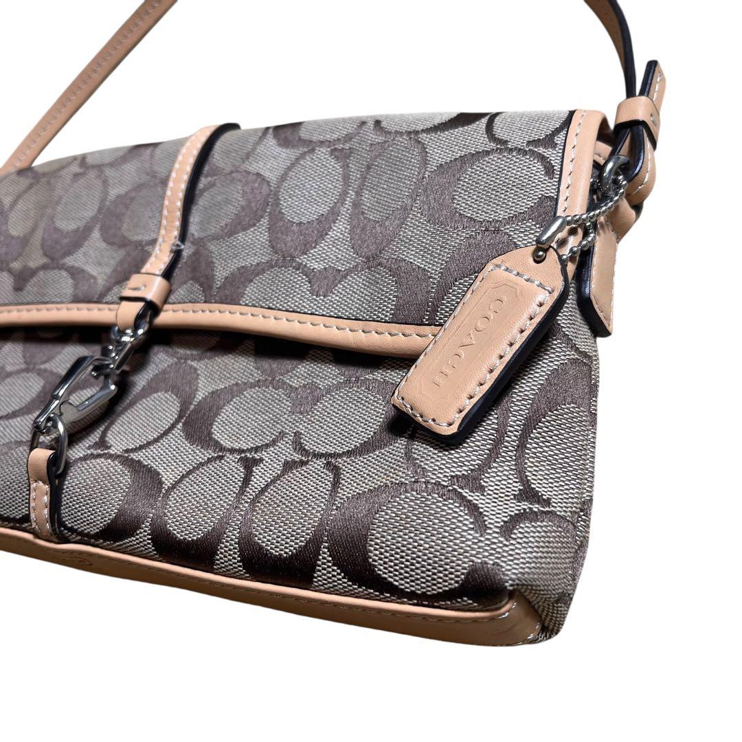 COACH シグネチャー　ワンショルダー　アクセサリーポーチ　バッグ　6348