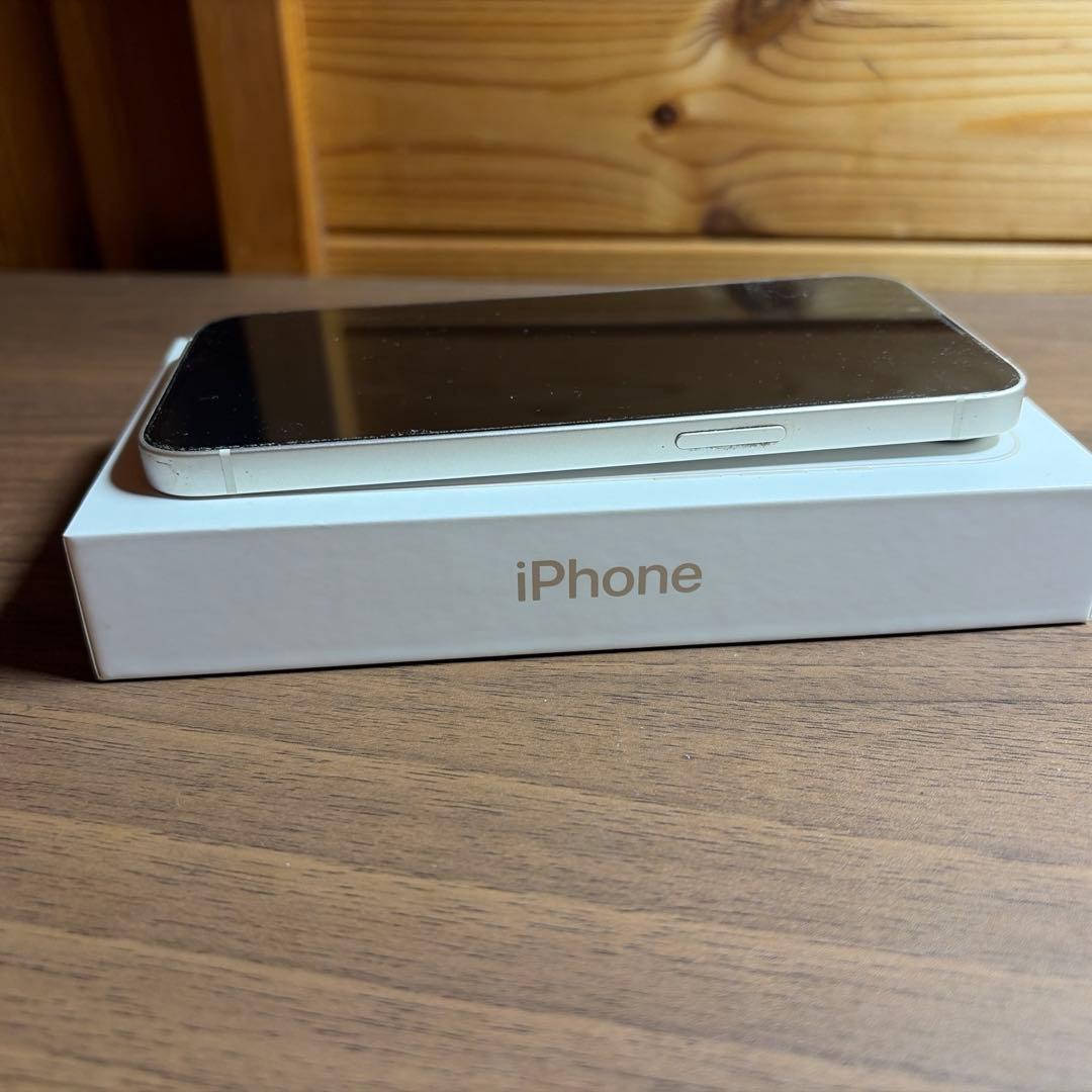 iPhone 13 128GB Ｓtar light