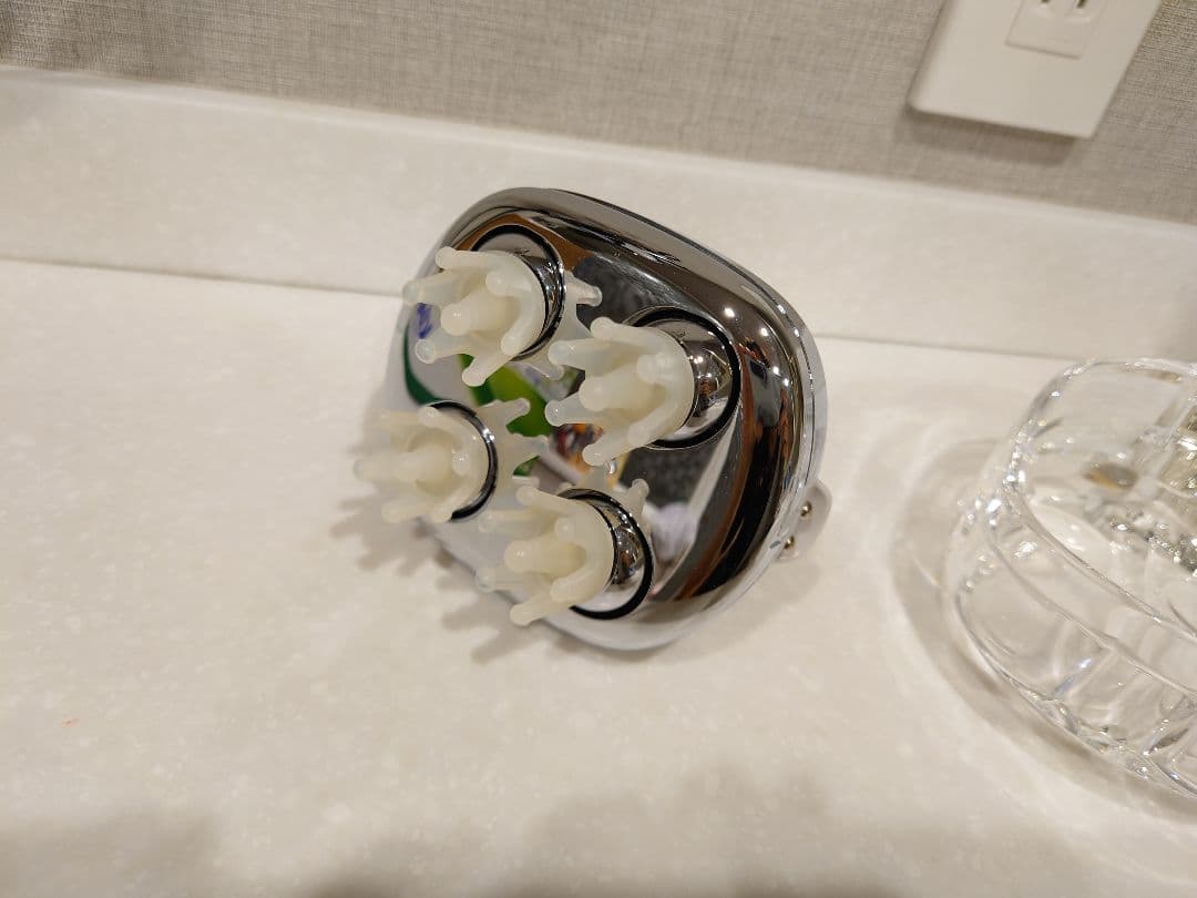 リファ　ヘッドスパ