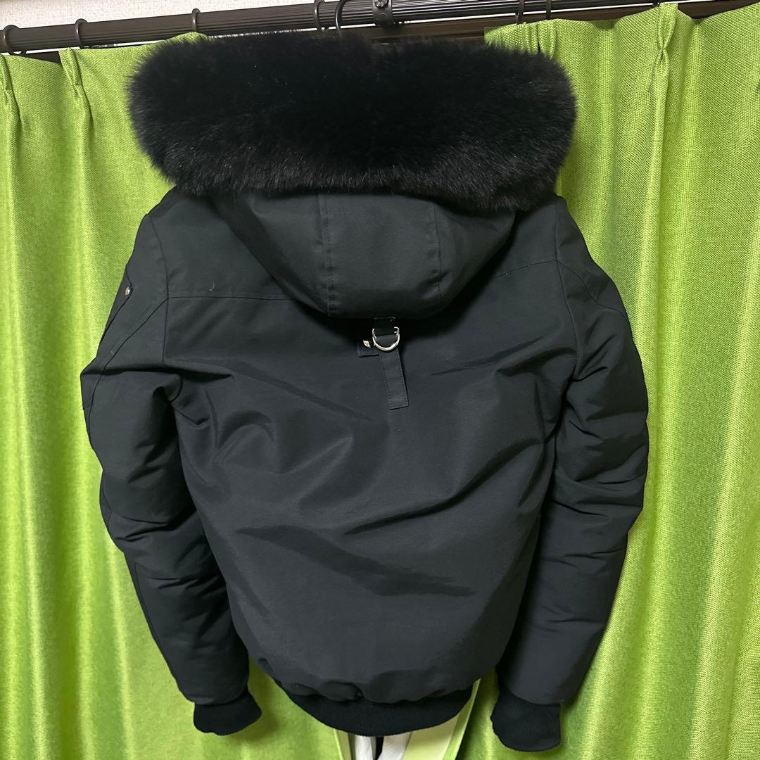 ブラックボンバージャケット ファー付き