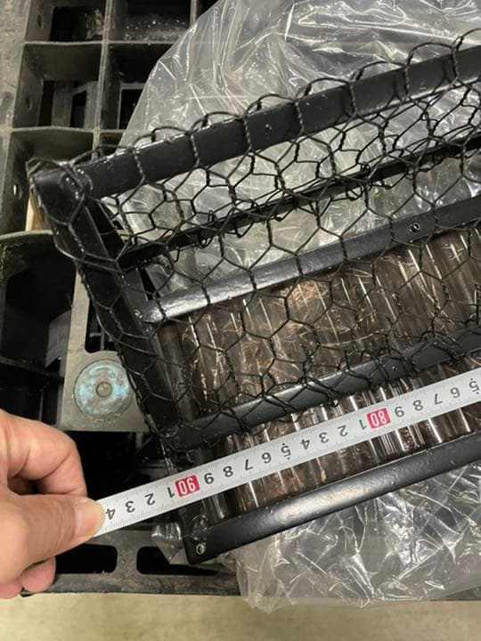 落雪防止金具　雪止め　太陽光