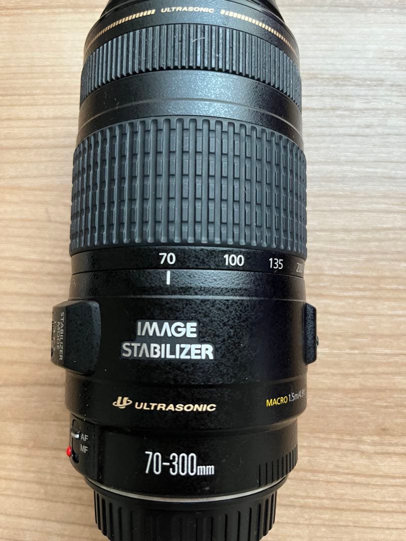 デジタル一眼レフカメラCanon EF 70-300㎜F4-5.6 IS USM