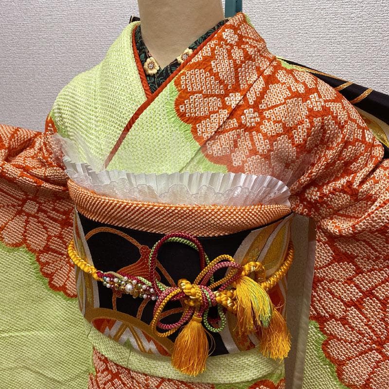 601aj59◎振袖のみ 総絞り ハーフ成人式 十三参り 菊 淡黄緑◎