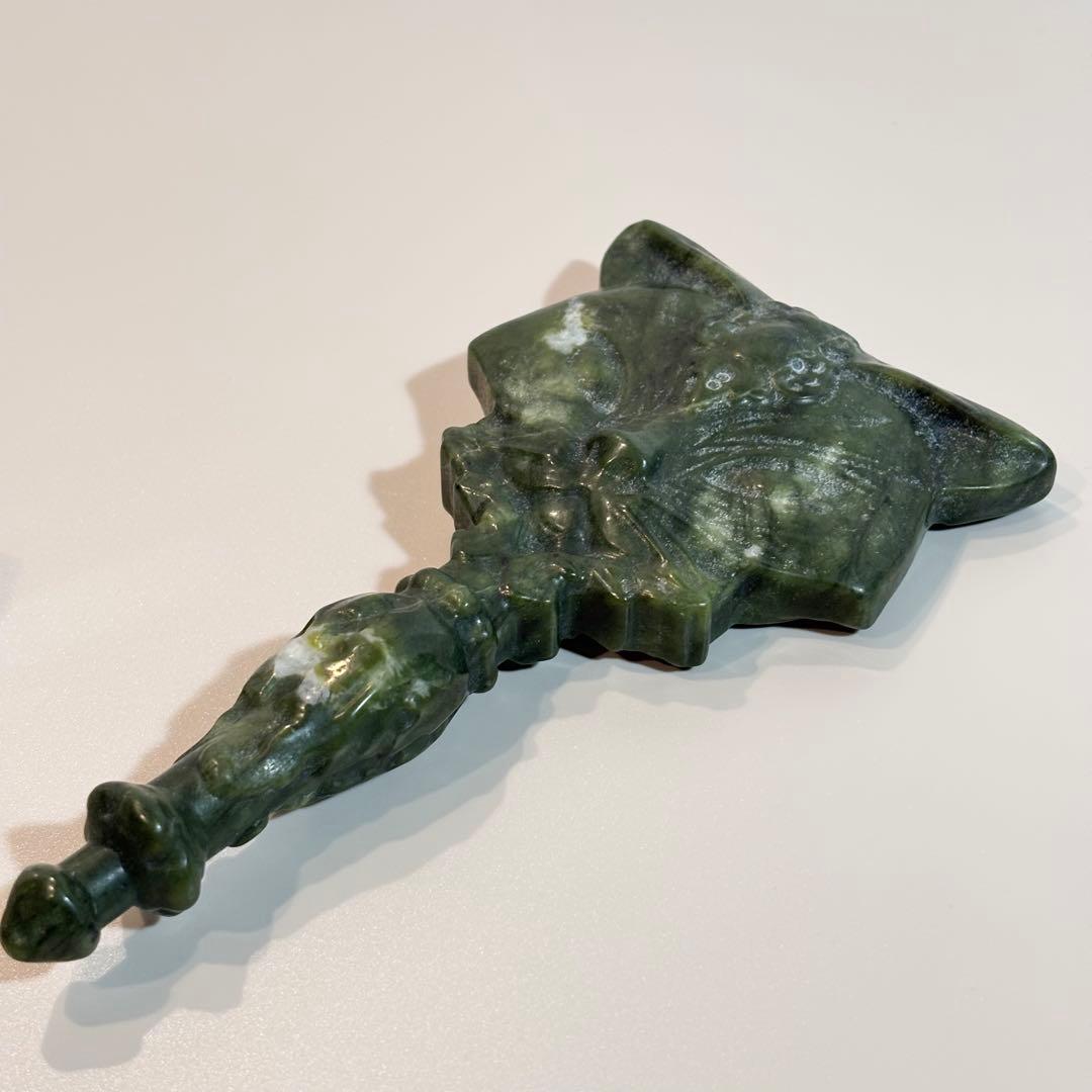 グリーンジェイド　手鏡　天然石　パワーストーン　猫 ジェイド