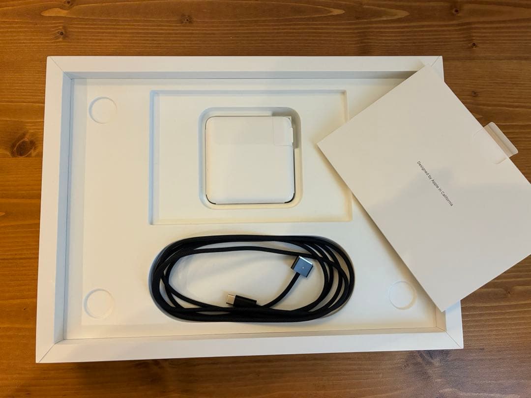 MacBook Pro M2 Pro 1TBメモリ16GB12CPU19GPU