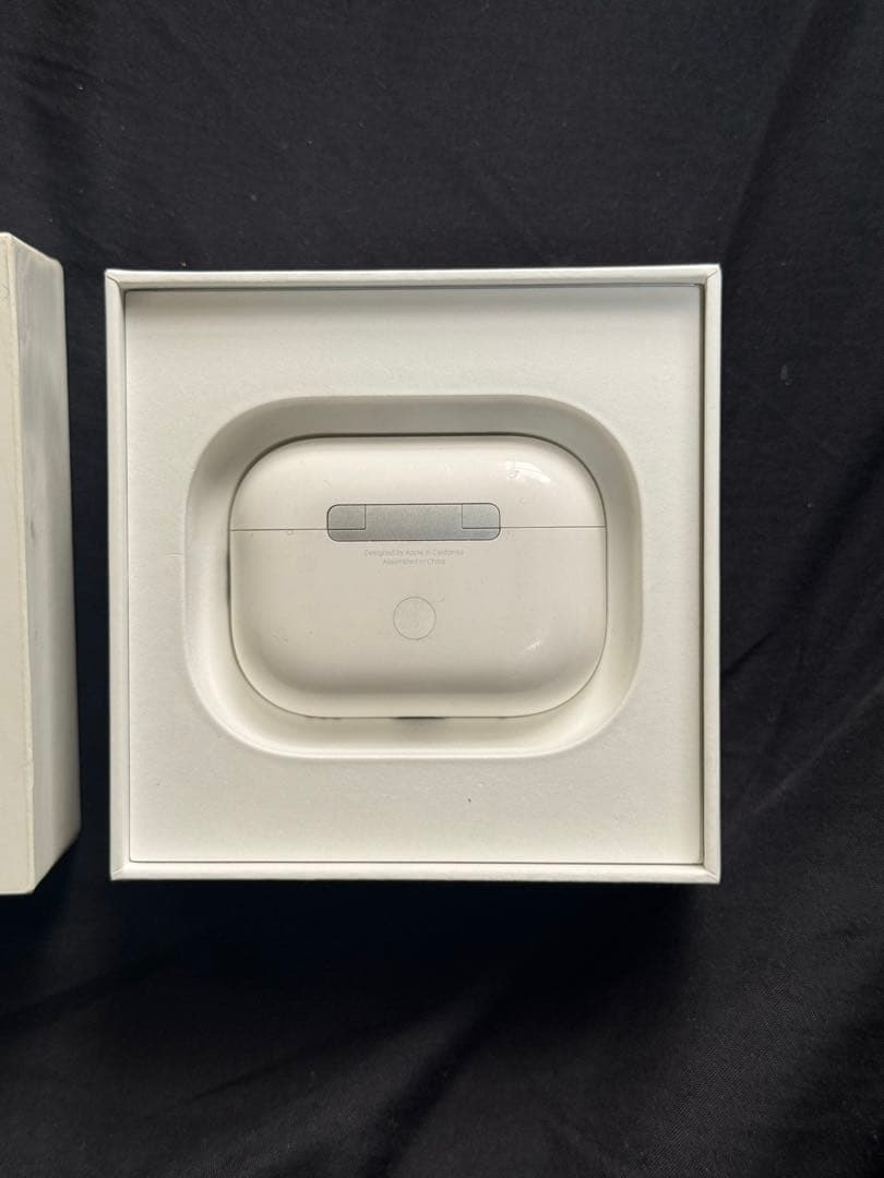 AirPods Pro 第二世代 USB-C 充電ケース 純正